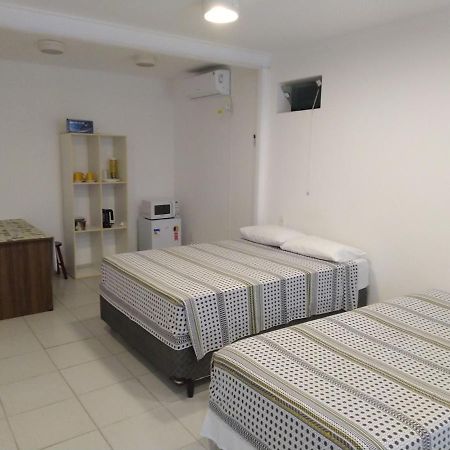 Ferienwohnung Residencial 700 - Estudio Terreo Balneário Camboriú Exterior foto