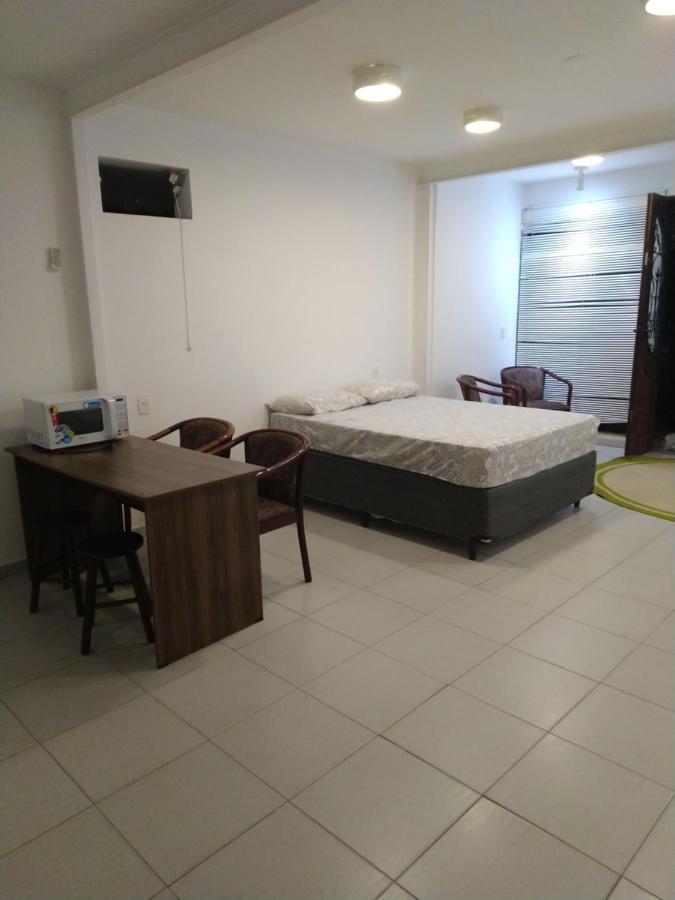 Ferienwohnung Residencial 700 - Estudio Terreo Balneário Camboriú Exterior foto